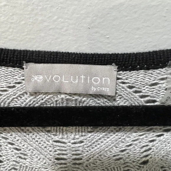 Evolution Cyrus Women’s Black Gray Sweater Medium Colorblock Chunky Knit Back - Picture 3 of 14